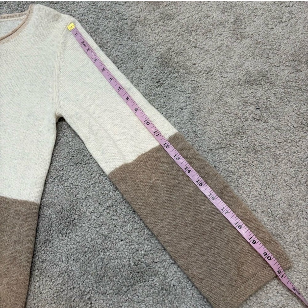 Neutral Soft Cashmere Women’s Color Block Sweater - Picture 6 of 8